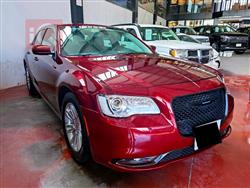کرایسلەر 300